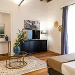 La Duca Suites & Apartments