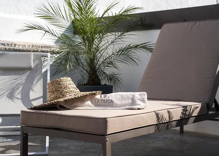 La Duca Suites & Apartments
