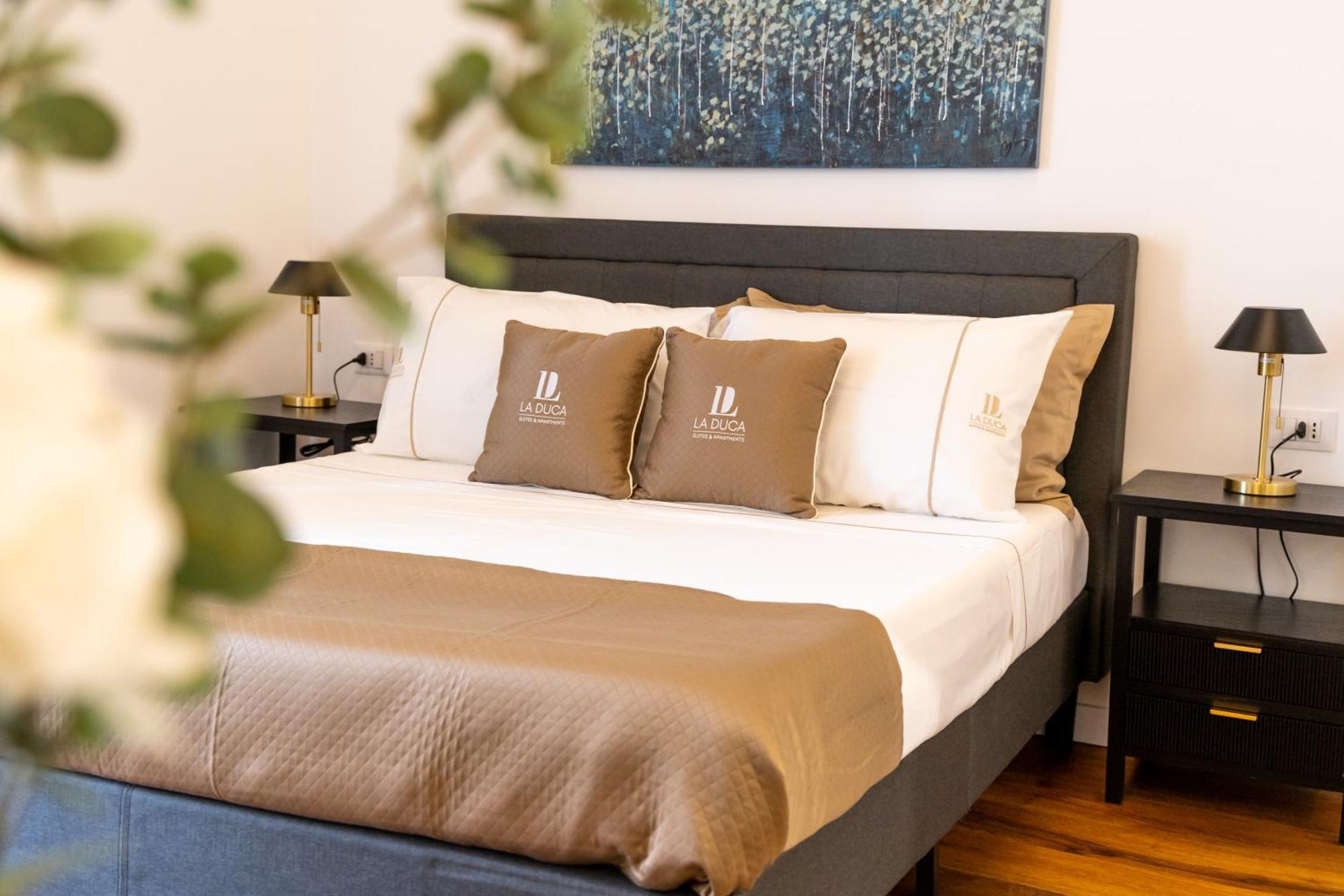 La Duca & Bed & Breakfast