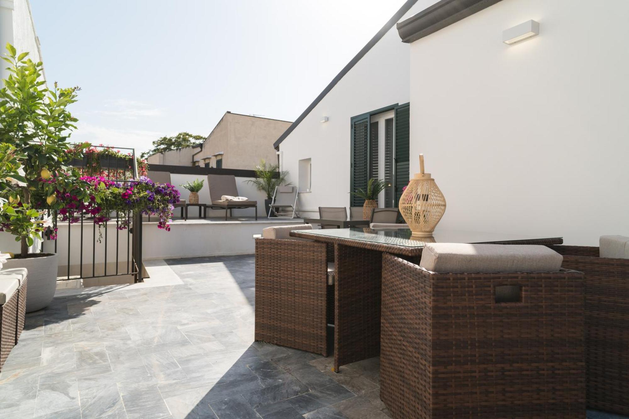La Duca & Bed & Breakfast *