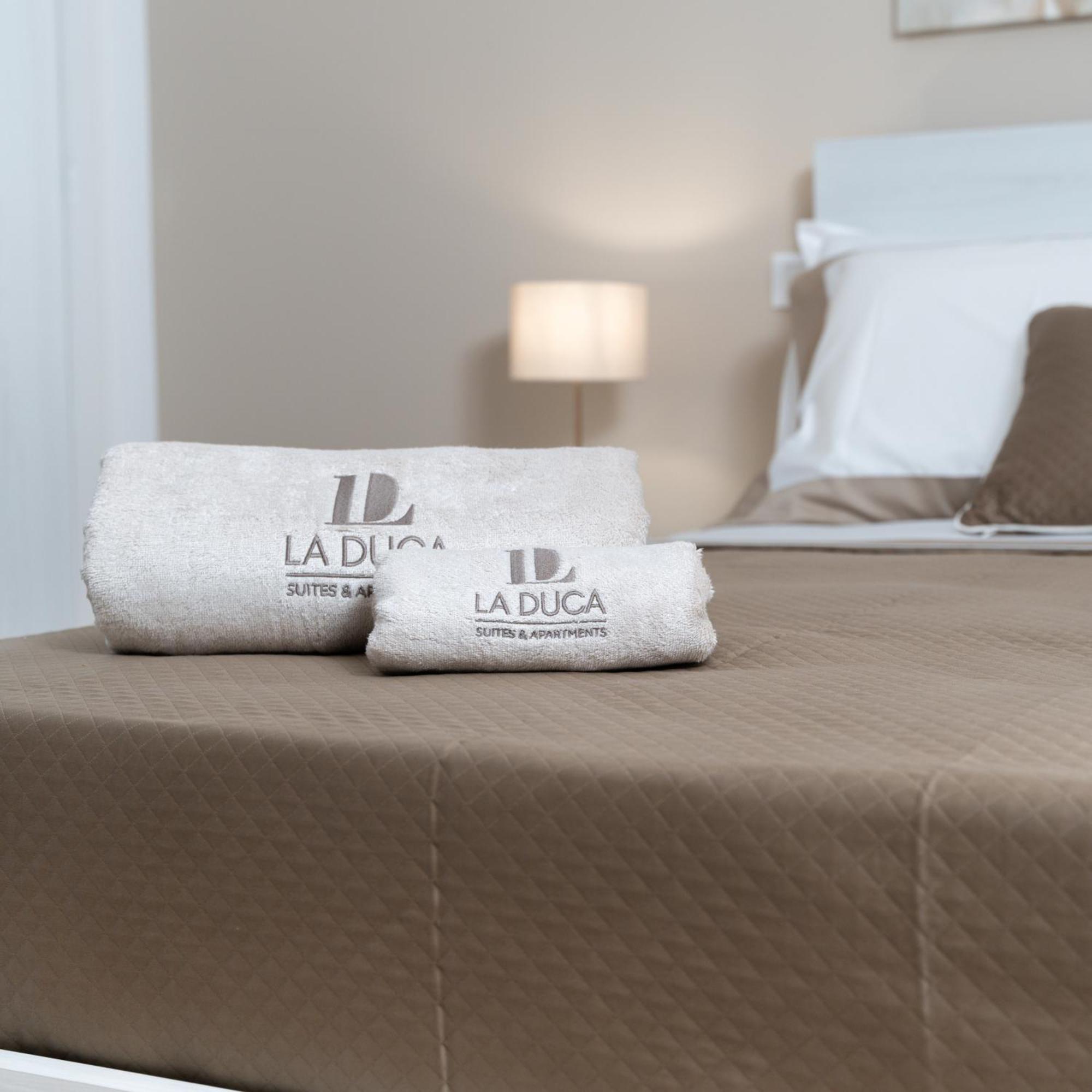 La Duca & Bed & Breakfast