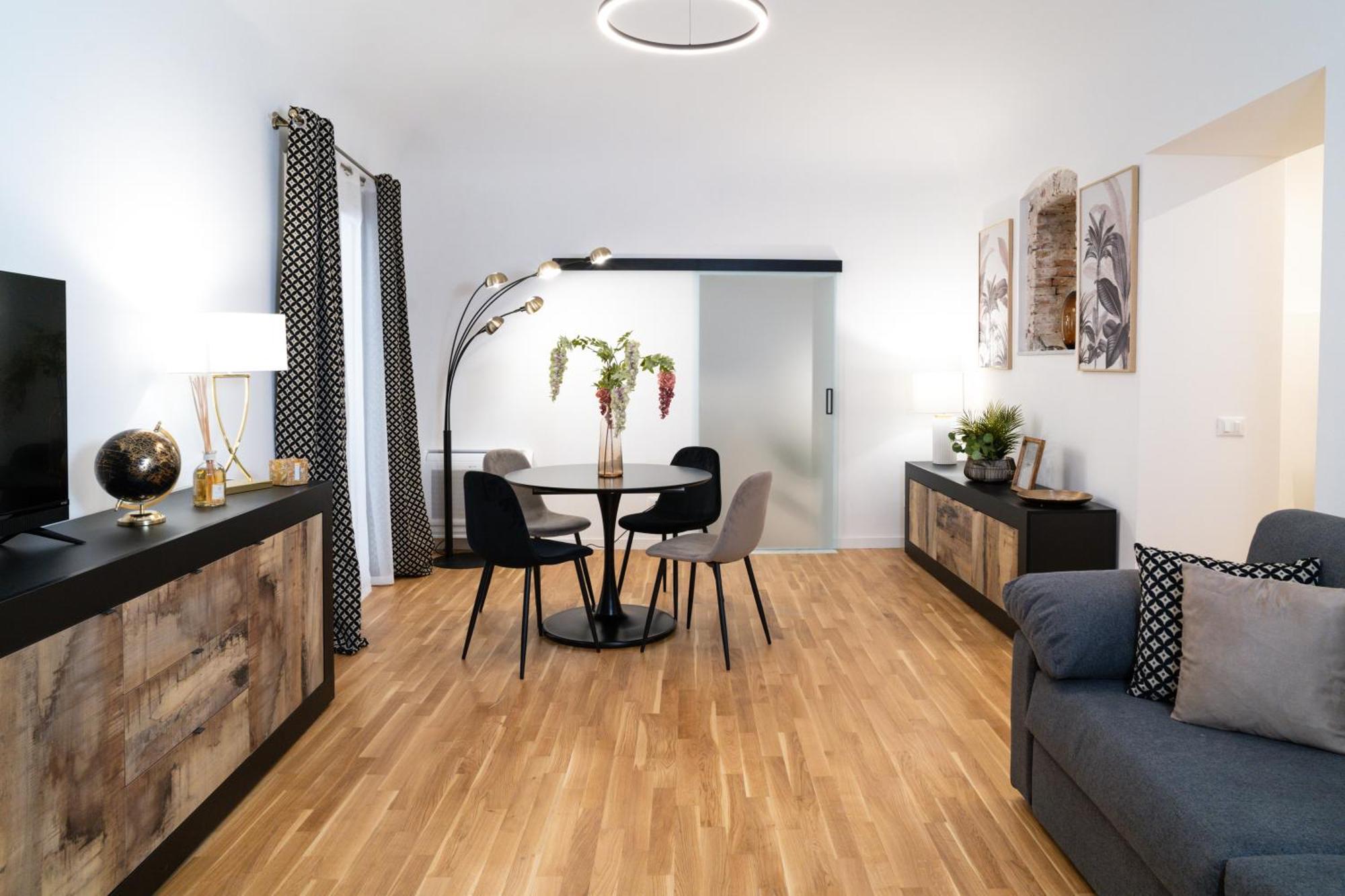 La Duca & Bed & Breakfast *